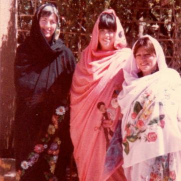 Carroll, Terri and Mary visit the Khartoum Fortune Teller